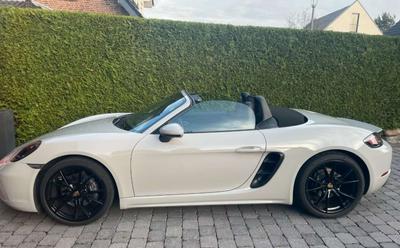 Porsche Boxster Base