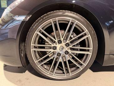 Porsche Boxster Base — photo 7