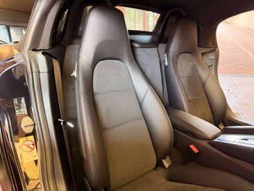 Porsche Boxster Base — photo 14