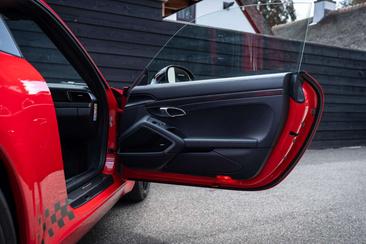 Porsche 991 Carrera S — photo 32
