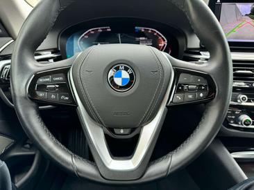 BMW Série 5 Touring 520 — photo 12