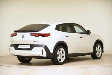 BMW IX2 XDrive30 — photo 3