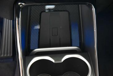 BMW IX2 XDrive30 — photo 19