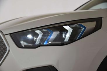 BMW IX2 XDrive30 — photo 22