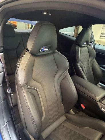 BMW M4 Competition XDrive — photo 11