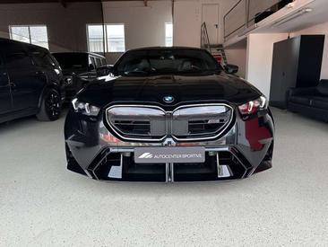 BMW M5 — photo 2