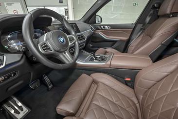 BMW X5 45e — photo 6