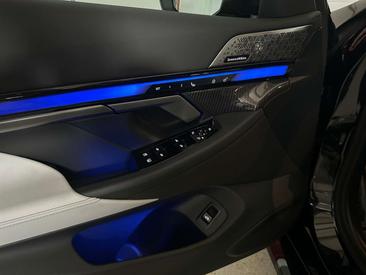 BMW M5 — photo 14