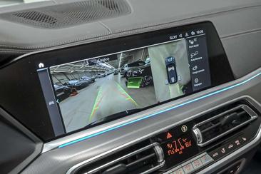 BMW X5 45e — photo 15