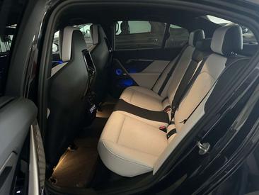 BMW M5 — photo 17