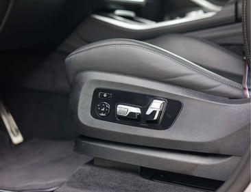 BMW X5 Individual 50e XDrive — photo 27