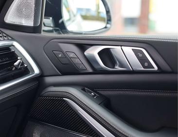 BMW X5 Individual 50e XDrive — photo 44