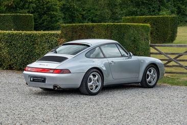 Porsche 993 CARRERA 4 — photo 8