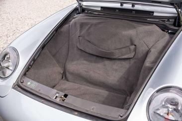 Porsche 993 CARRERA 4 — photo 27