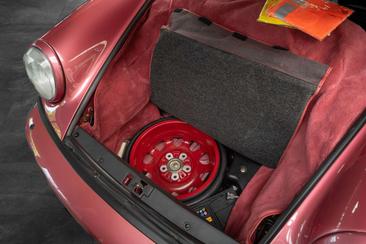 Porsche 964 Carrera 2 — photo 24