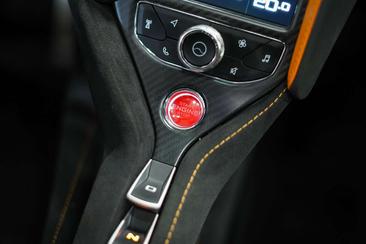 McLaren 720S Spider — photo 9