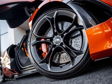 McLaren 720S — photo 3