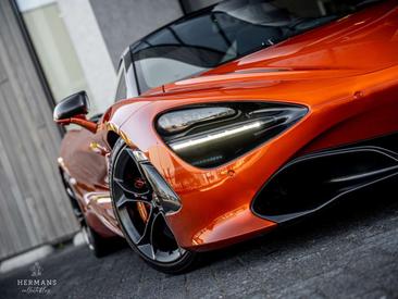 McLaren 720S — photo 6