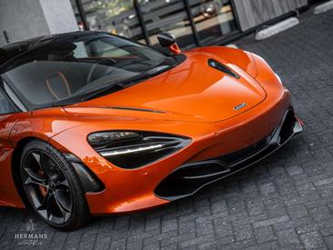 McLaren 720S — photo 9