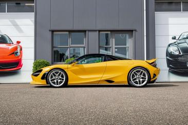 McLaren 750S Spider — photo 20