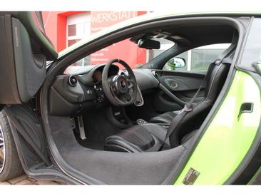 McLaren 540C — photo 8