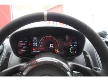 McLaren 540C — photo 11