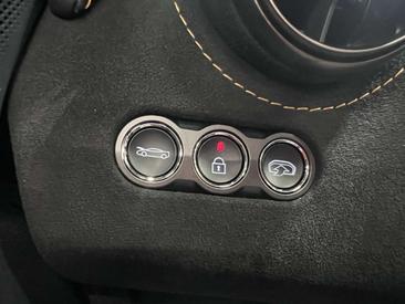 McLaren 720S — photo 23