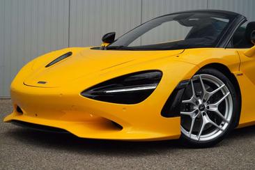McLaren 750S Spider — photo 21