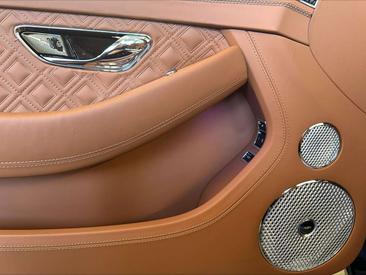 Bentley Continental GT W12 Speed — photo 18