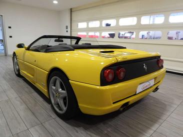 Ferrari F355 — photo 2