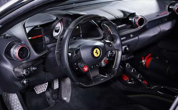 Ferrari 812 Superfast — photo 5