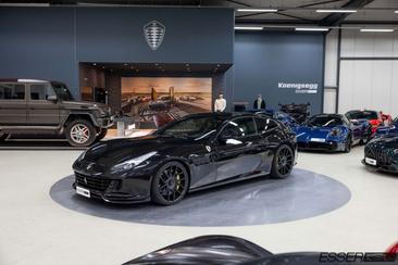Ferrari GTC4Lusso — photo 4