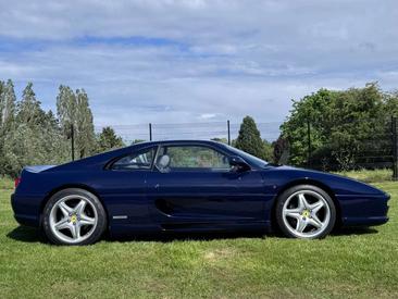 Ferrari F355 — photo 9