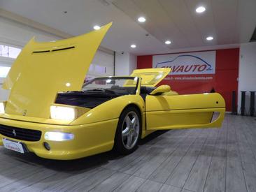Ferrari F355 — photo 10