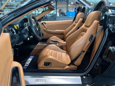 Ferrari F430 — photo 18