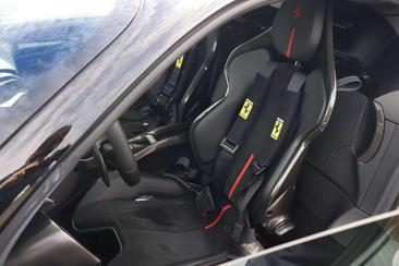 Ferrari SF90 Stradale — photo 9