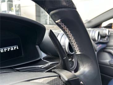 Ferrari GTC4Lusso — photo 27