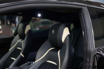 Ferrari GTC4Lusso — photo 11