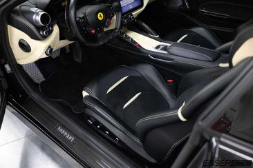 Ferrari GTC4Lusso — photo 12
