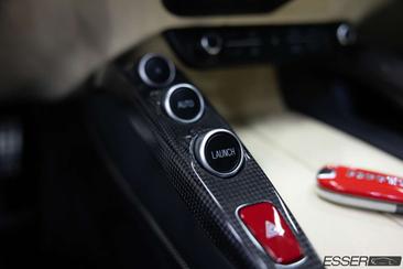Ferrari GTC4Lusso — photo 13