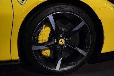 Ferrari SF90 Spider — photo 17