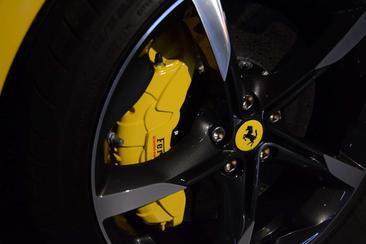 Ferrari SF90 Spider — photo 18