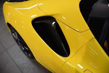 Ferrari SF90 Spider — photo 26