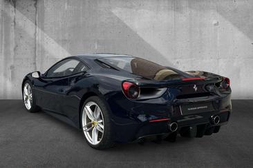 Ferrari 488 — photo 2