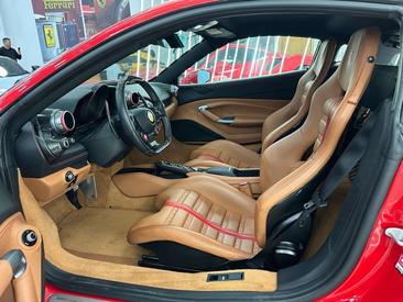 Ferrari F8 Tributo — photo 20