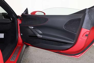 Ferrari SF90 Spider — photo 2