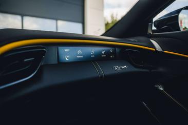 Ferrari Roma — photo 19