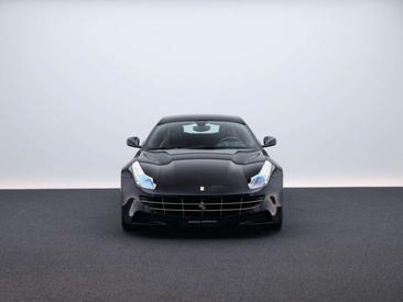 Ferrari FF — photo 2