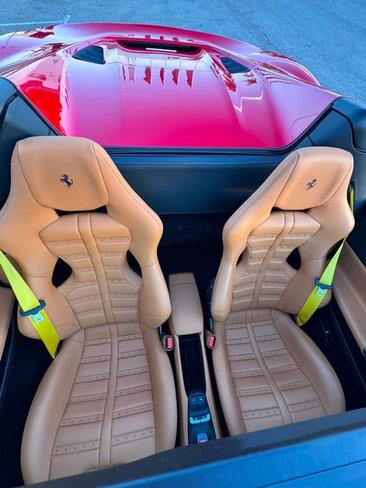 Ferrari 488 Spider — photo 15