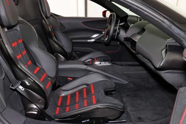 Ferrari SF90 Spider — photo 5